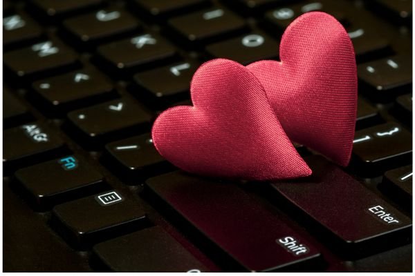 Dating App Diaries: My Love Life Said “Error 404”